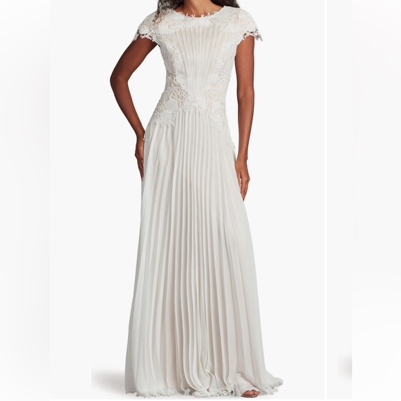 tadashi shoji bridesmaid dresses Tadashi Shoji Maura Gown AUL17021L main image 0